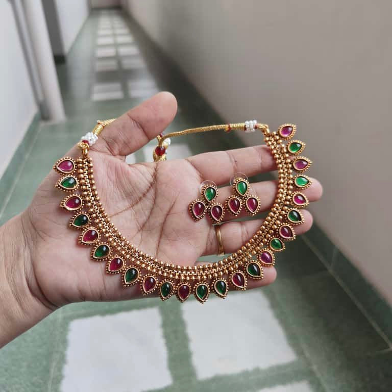 Serene Stone Choker set