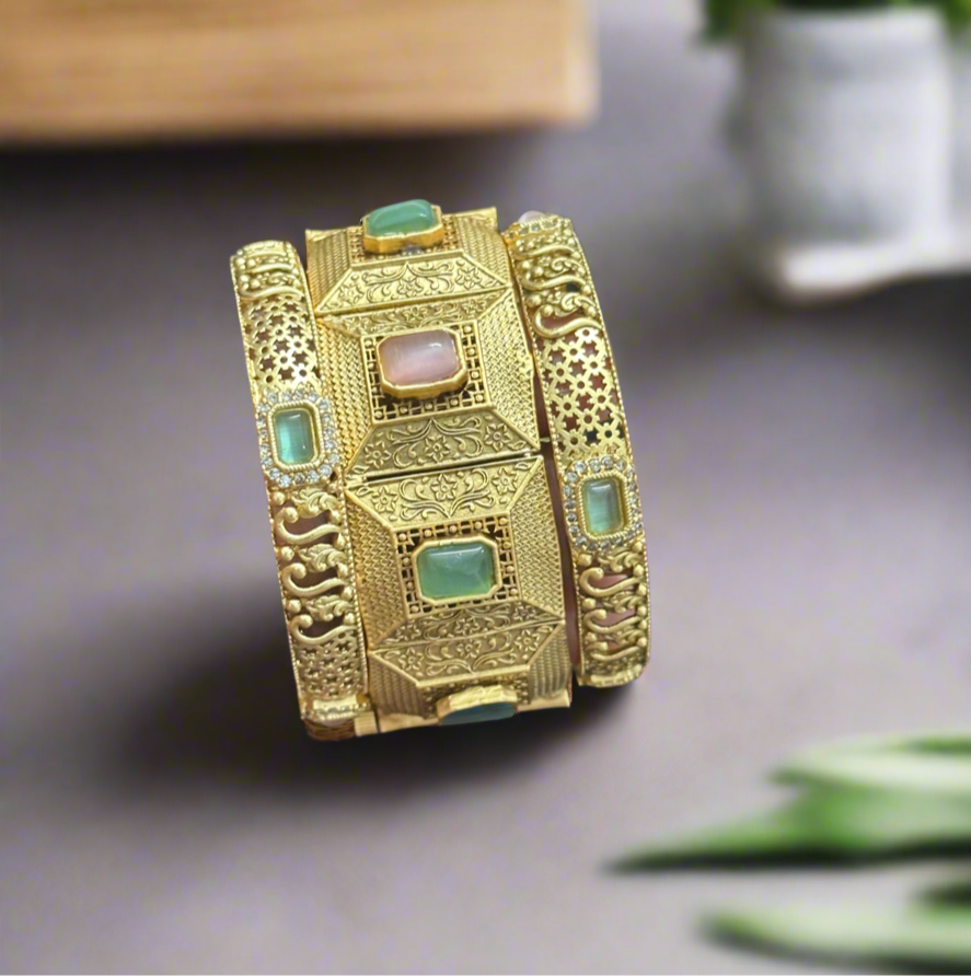 Antique Bangle Set 2/2