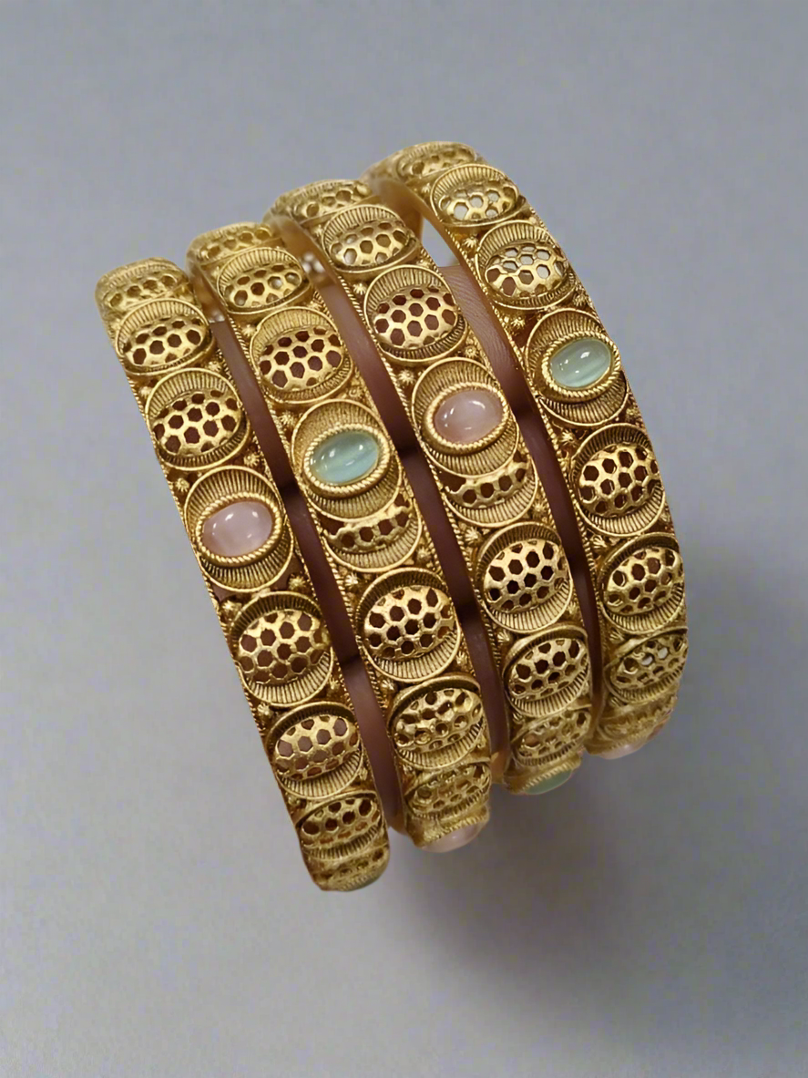Exclusive antique bangle by Fyash – timeless Indian style