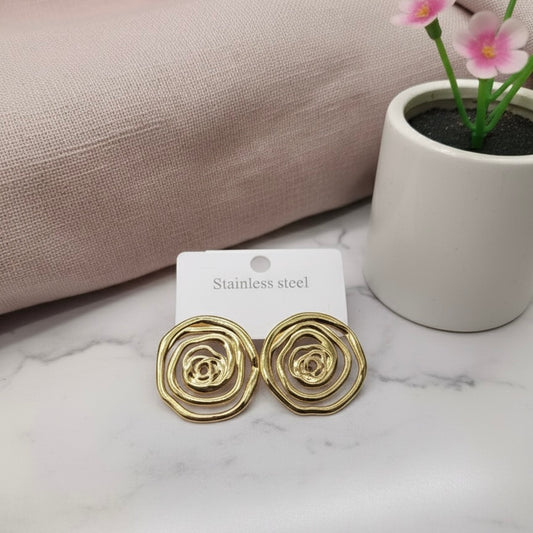 Golden Swirl Stud Anti Tarnish