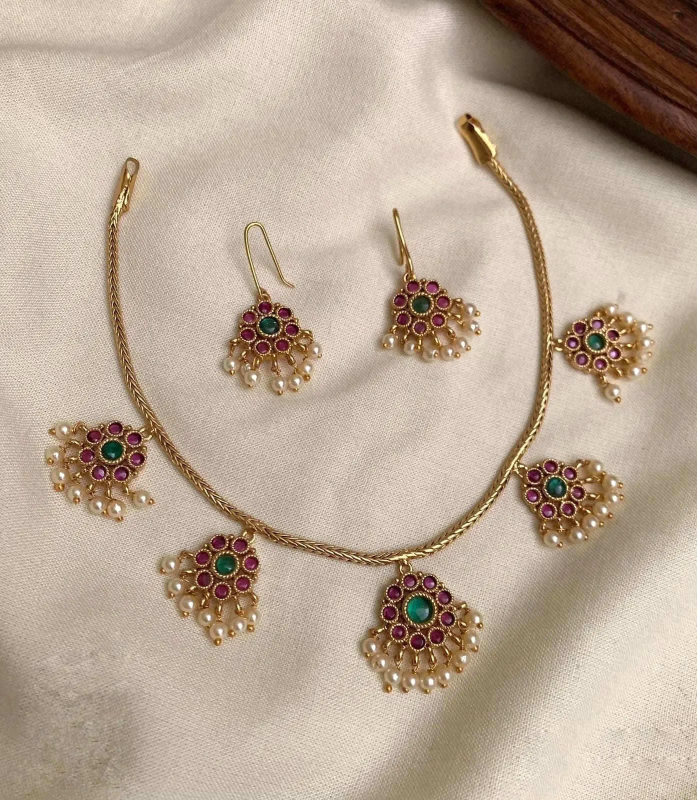 Pearl Hanging Set