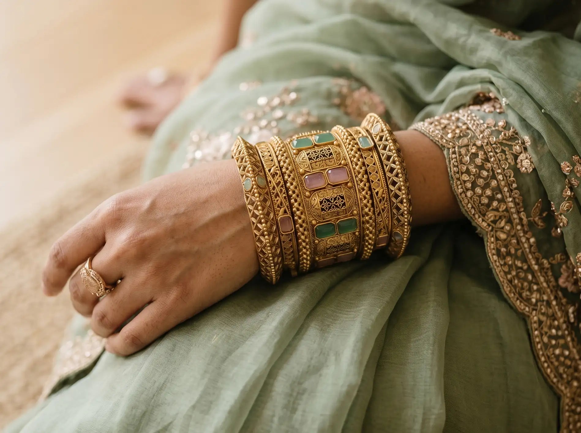 Antique Bangle Set