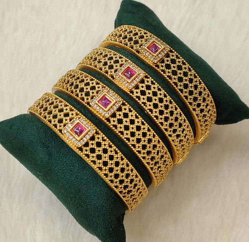 Antique Bangle 2/2 2/8 product photo from Fyash