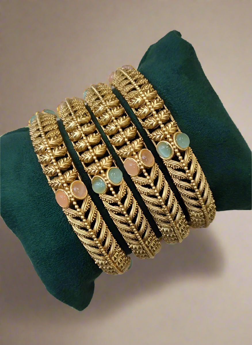 Antique bangles for saree – ethnic jewelry accessory