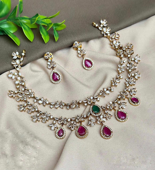 Ruby Green Floral Necklace Set