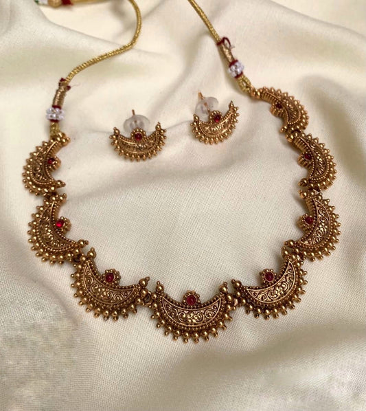 Crescent Moon Necklace Set - Ruby