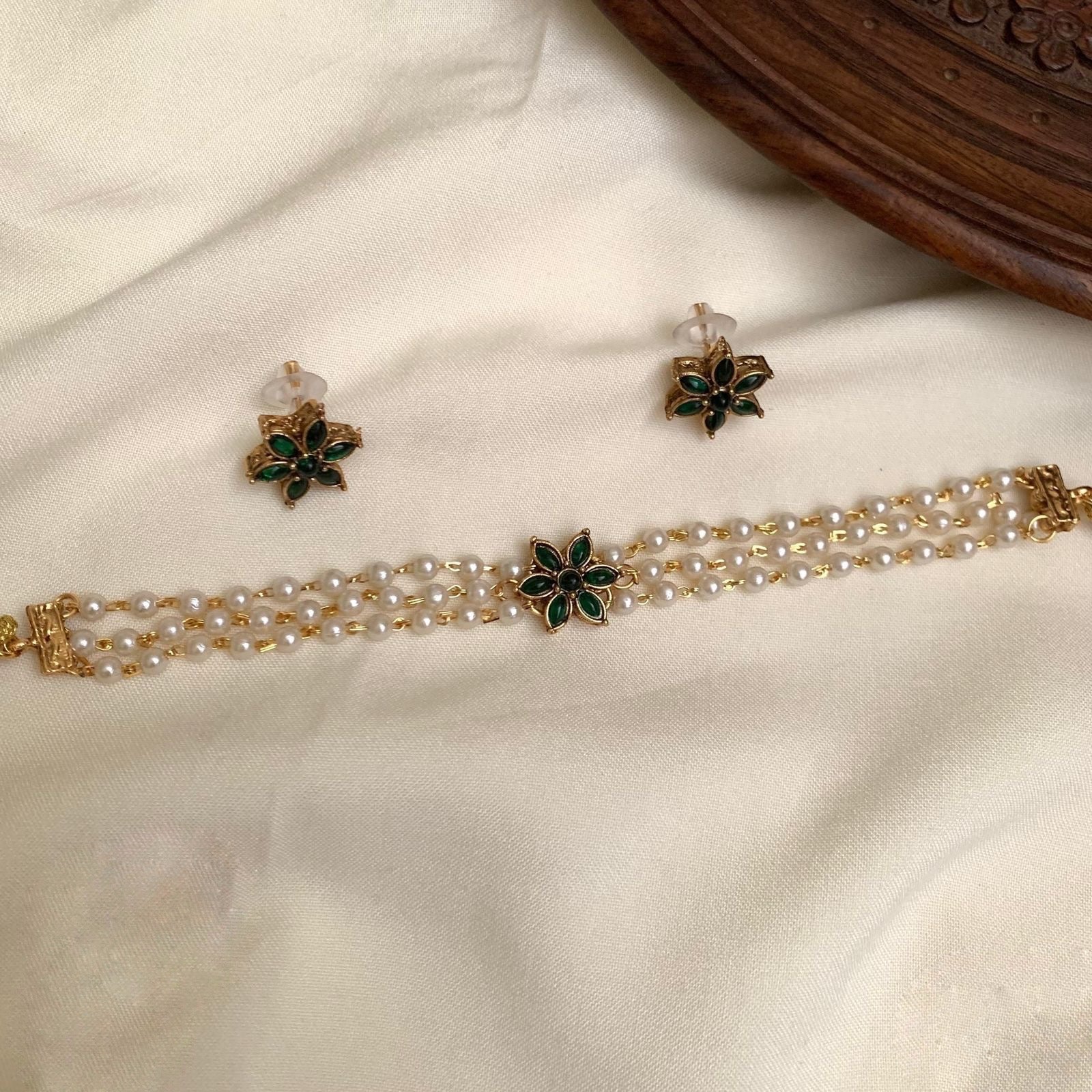 Choker Set