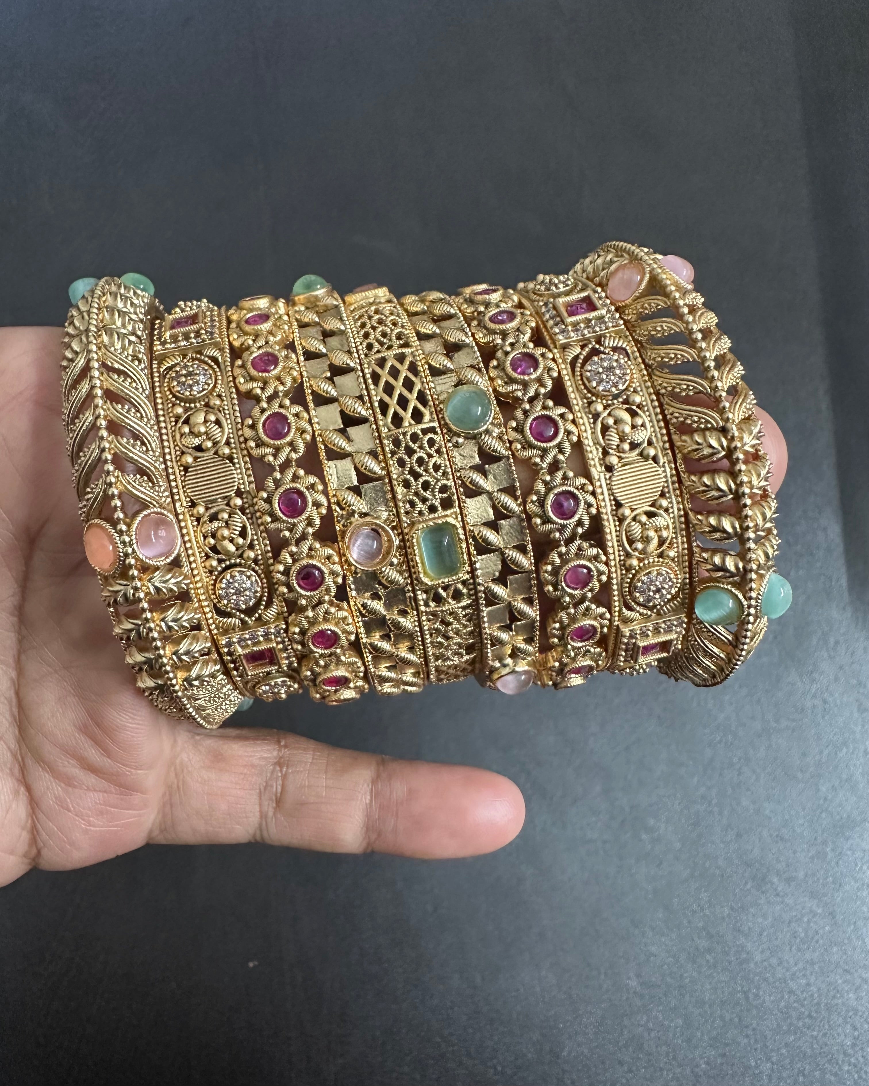 Antique Bangle Set 2/2