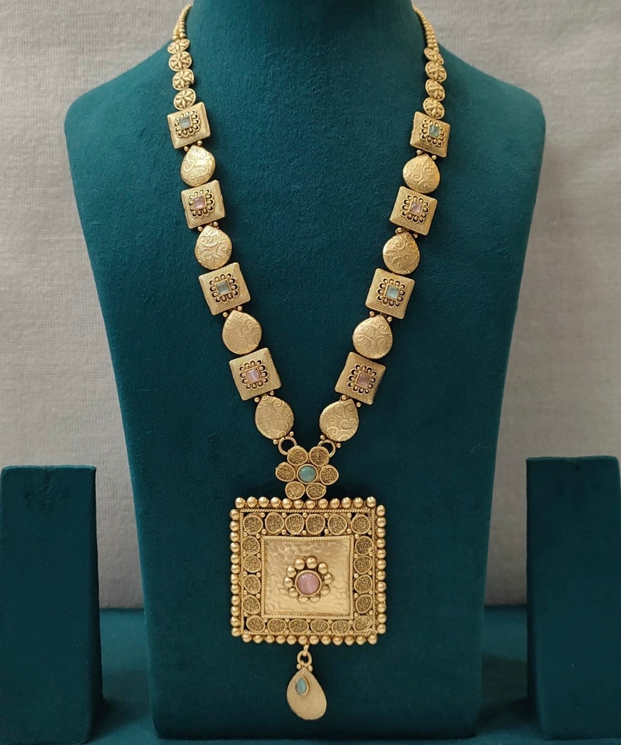 Best Seller ✨ Antique Long Chain