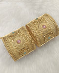 Antique Bangle 2/8