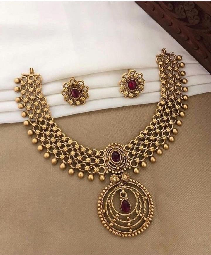 Tamira Necklace set