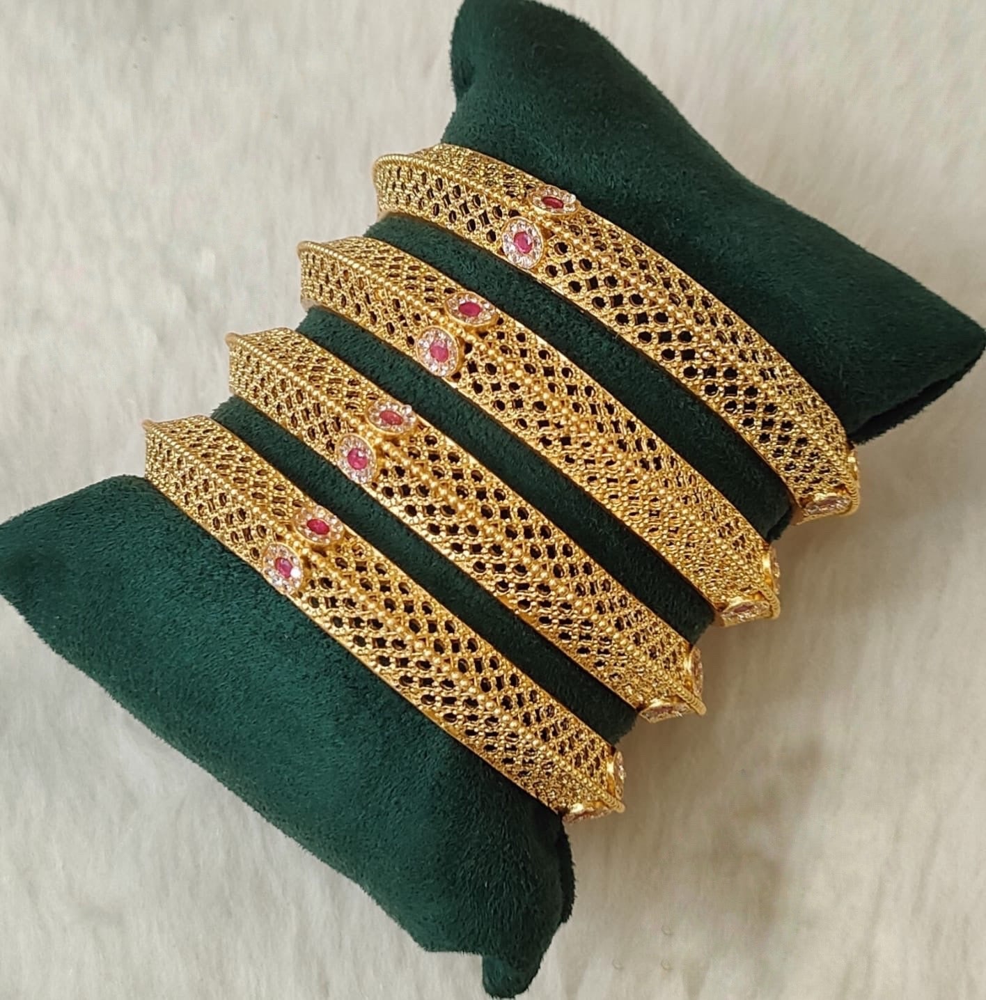 Antique Bangle 2/2