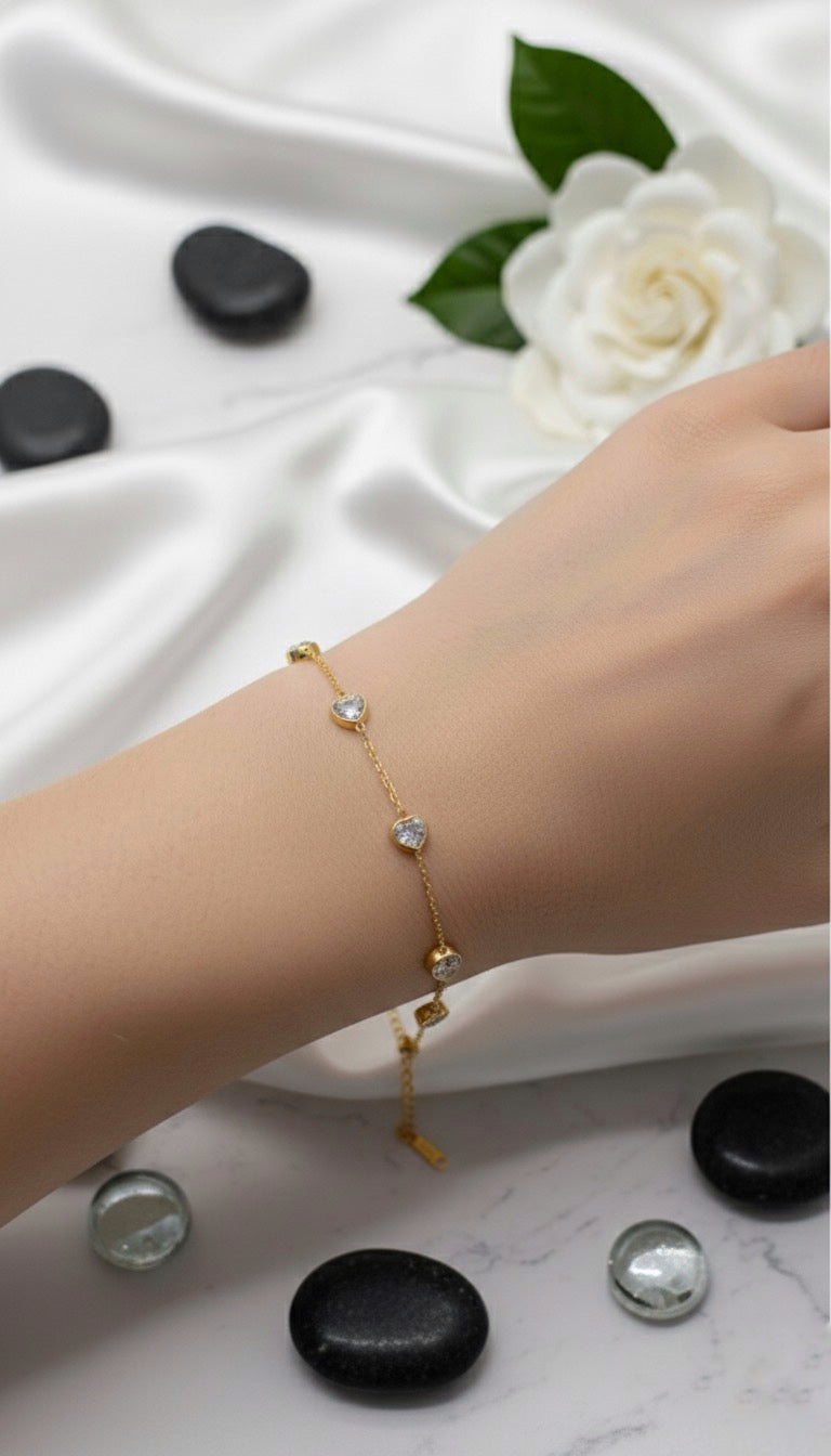 Love Heart Charm Bracelet Anti Tarnish