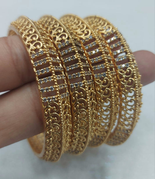 Antique Bangle 2/8