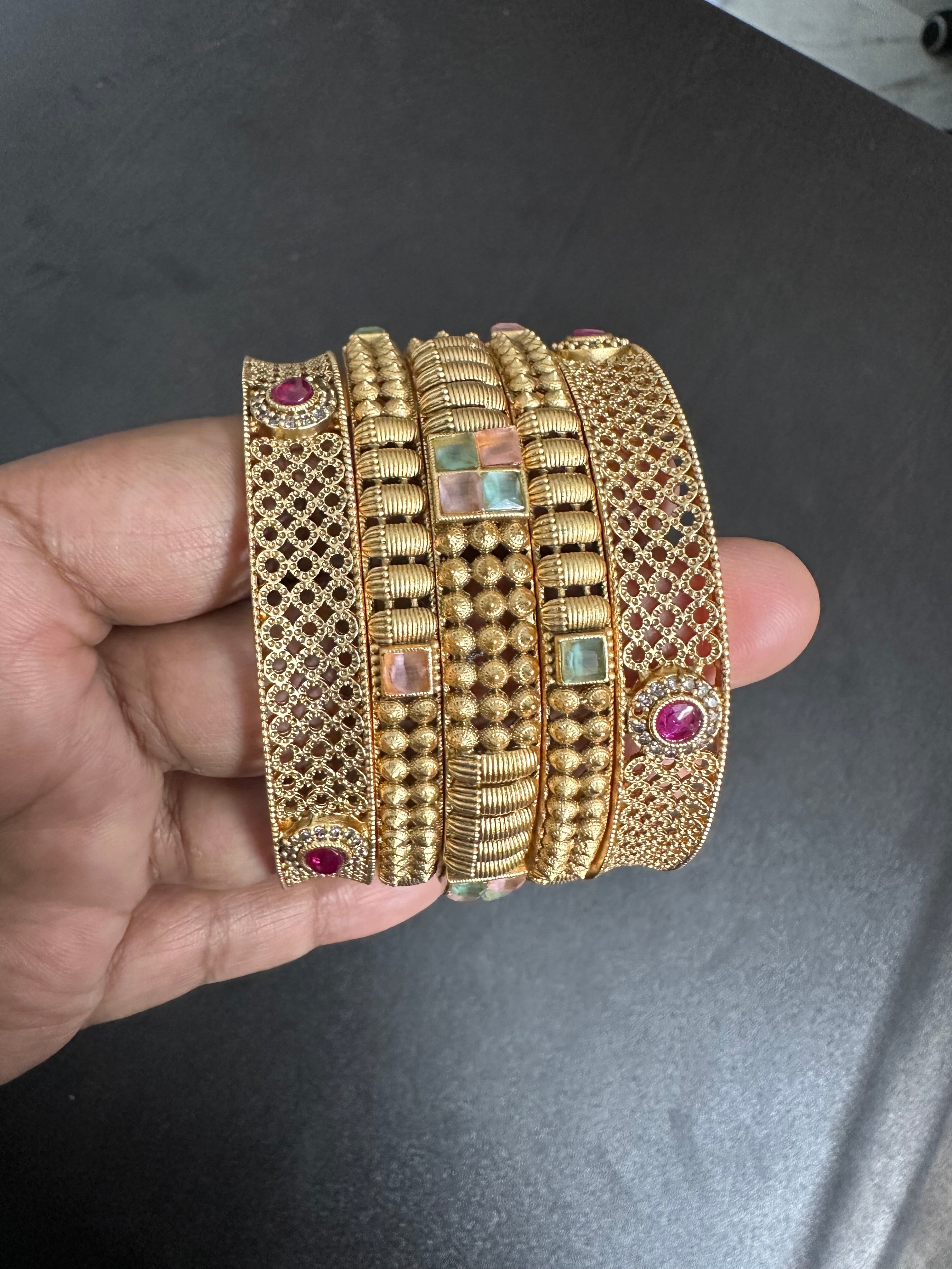 Antique Bangle Set 2/8