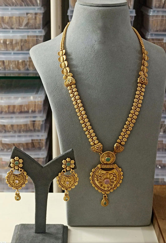 Antique Long Chain With Earring