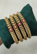 Antique Bangle 2/6