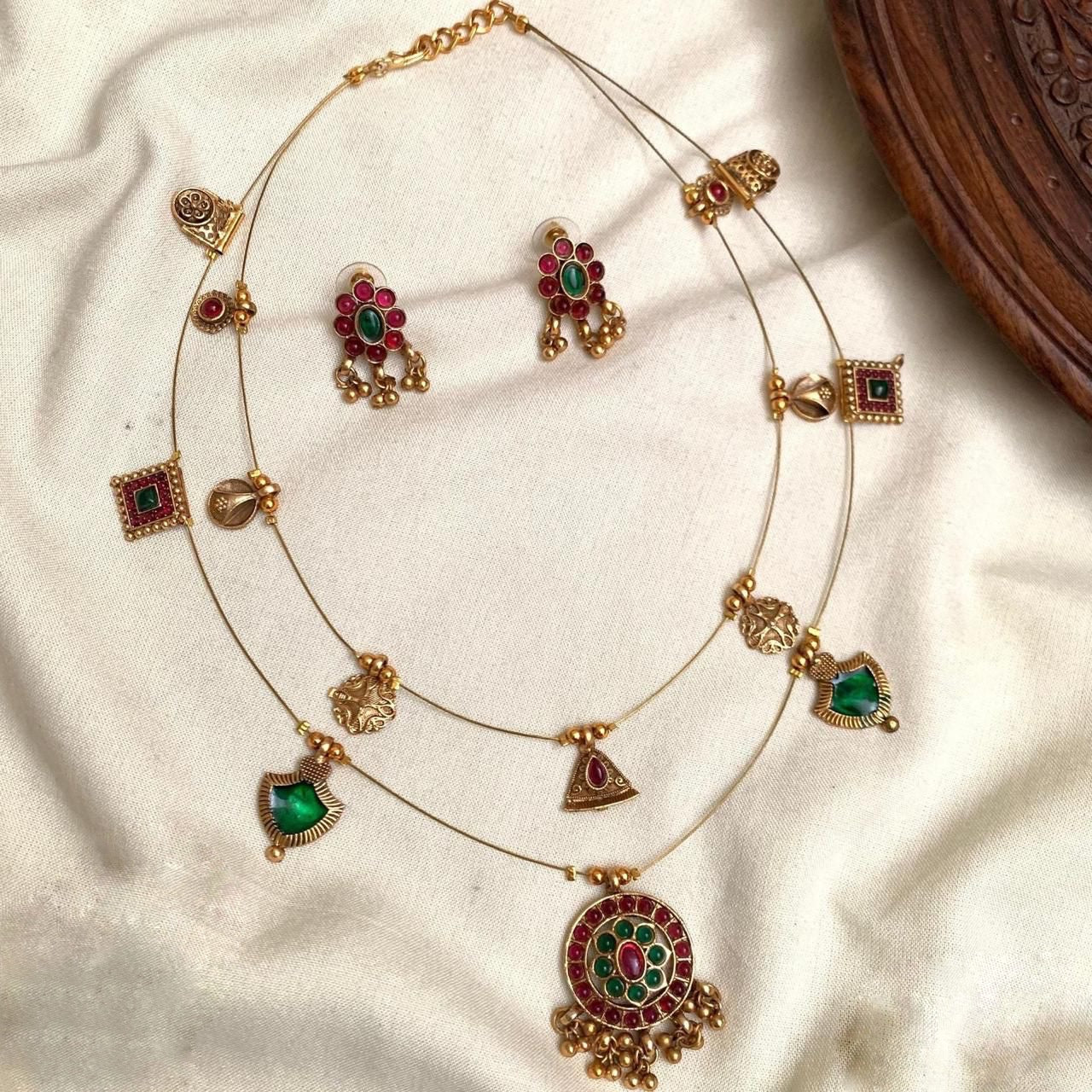 Choker Set