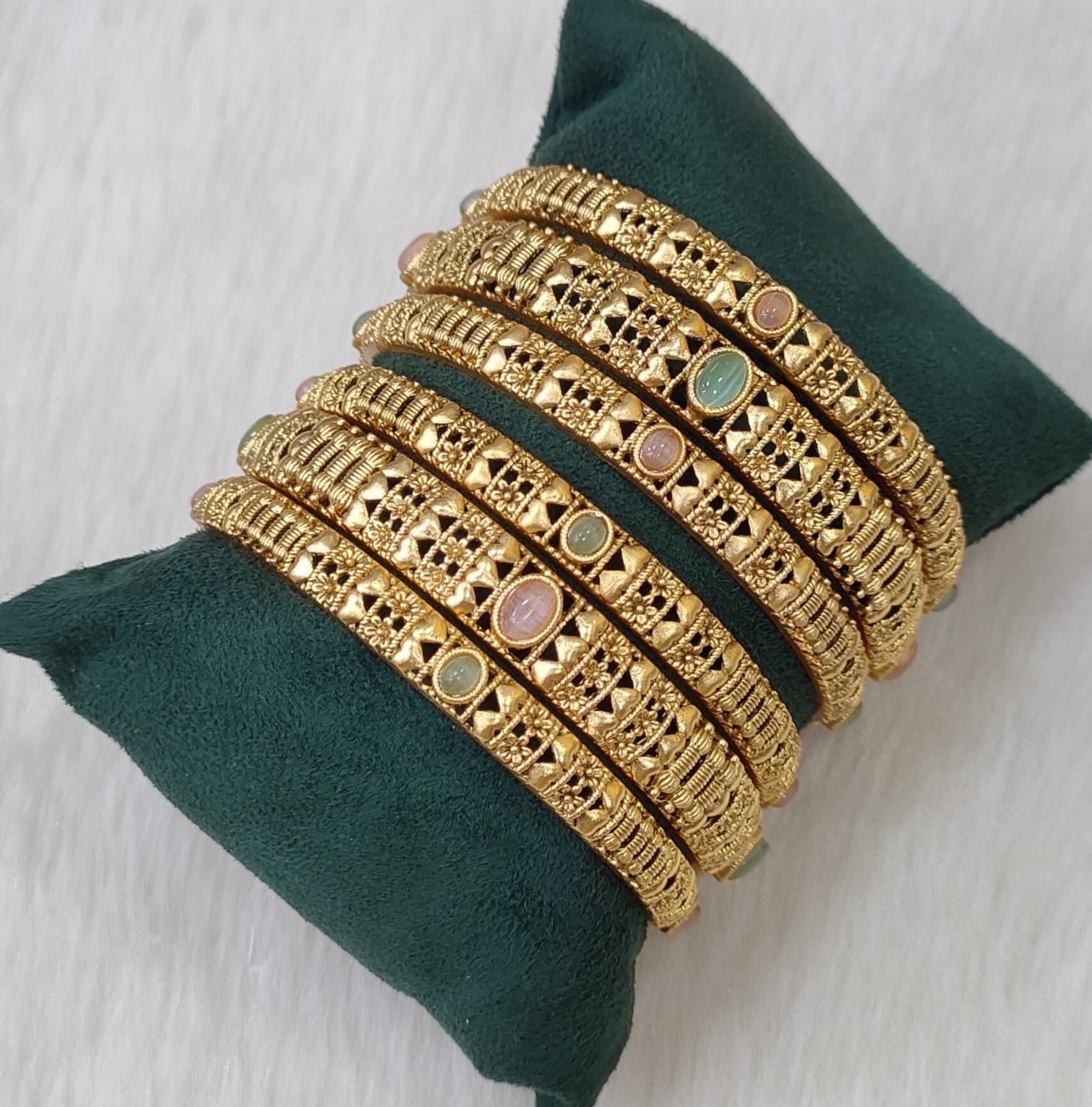 Antique 3 Piece Bangle 2/4