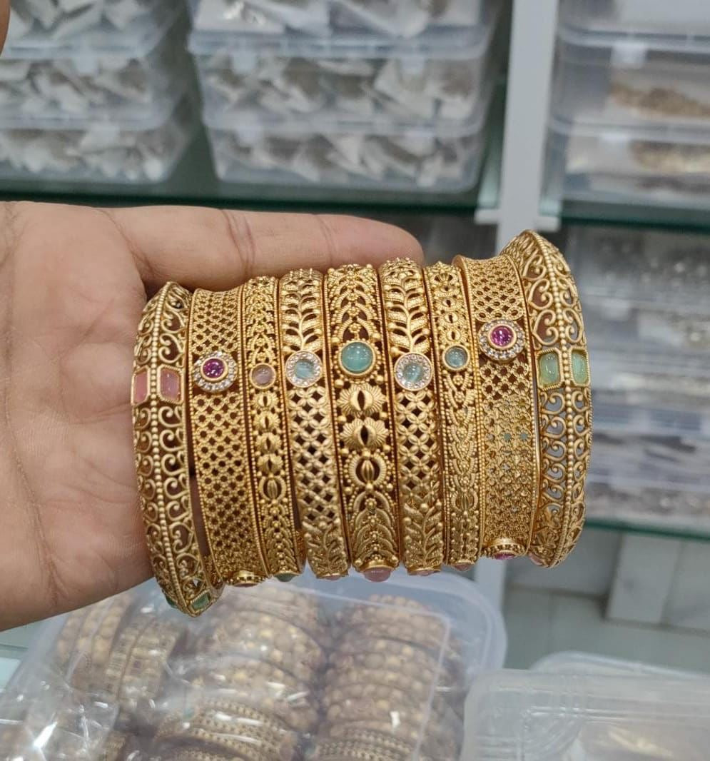 Antique Bangle Set 2/8