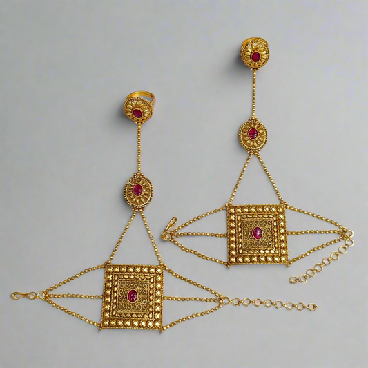 Antique ring bracelet for women – traditional Indian jewelry