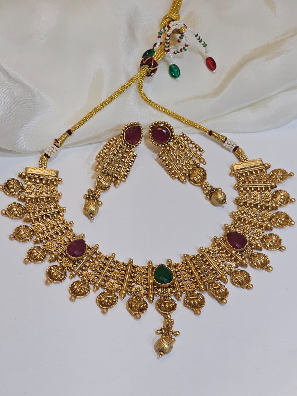 Antique Choker Set