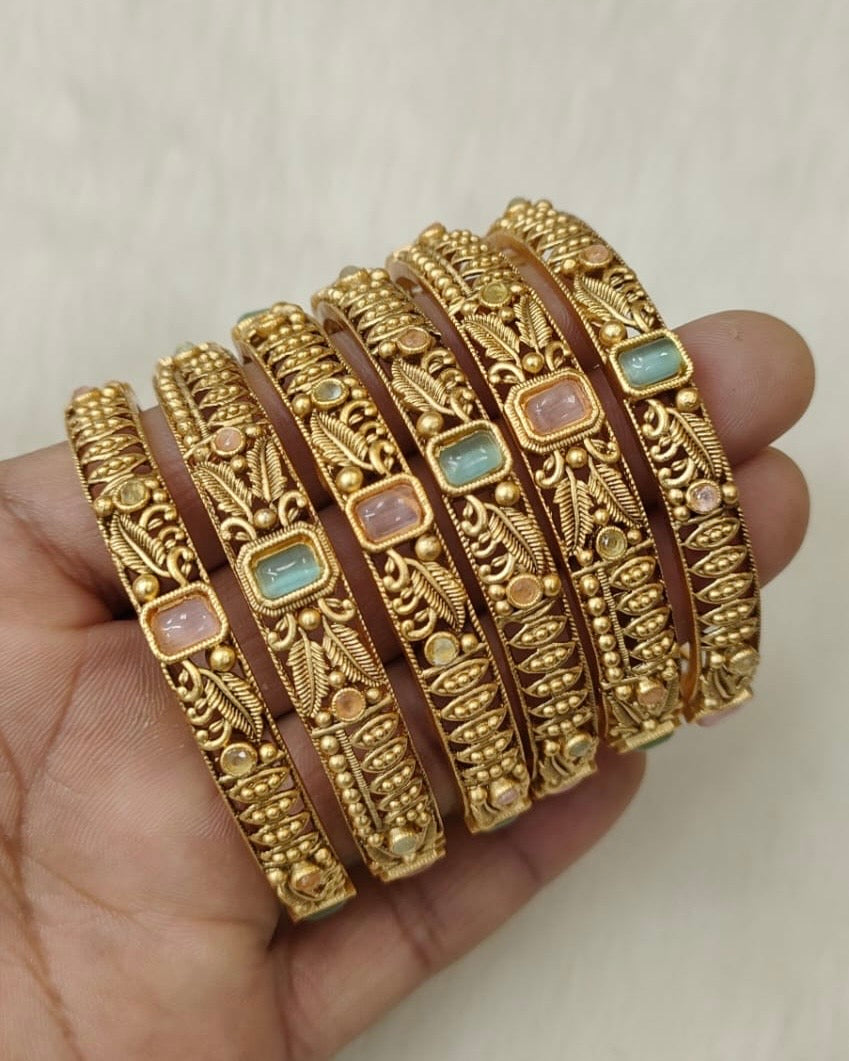 Antique 3 Piece Bangle 2/4