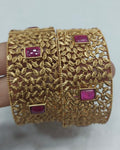 Antique Bangle 2/8