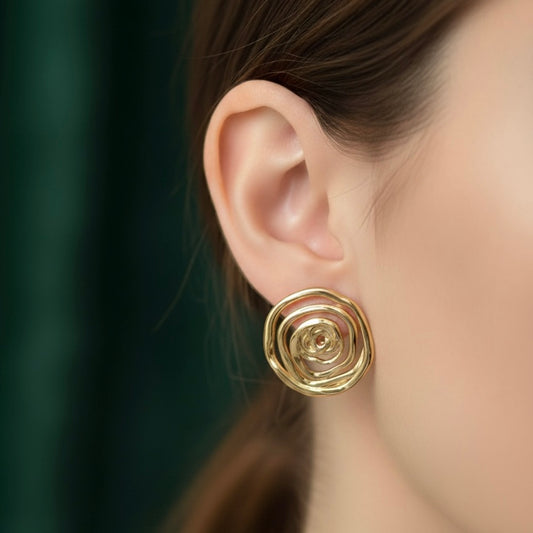 Golden Swirl Stud Anti Tarnish