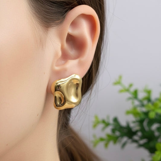 Golden Knot Stud Earrings Anti Tarnish