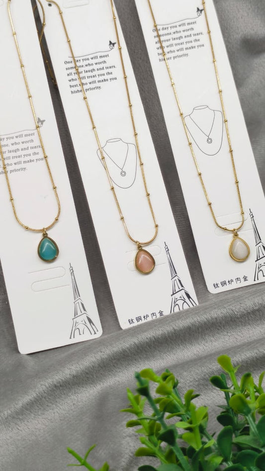 Minimalist Teardrop Pendant Necklaces